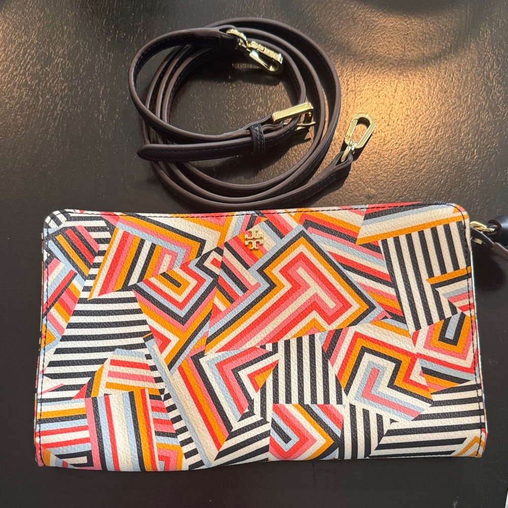 Tory Burch Vibrant Geometric Clutch